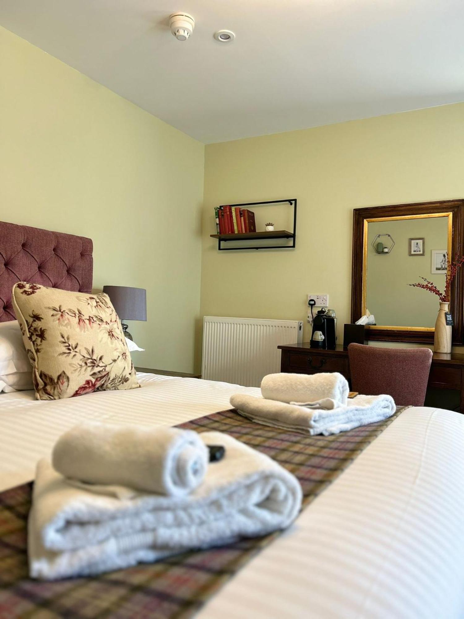 The Thomas Lord Hotel West Meon Eksteriør billede